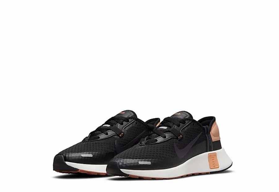 * Nike Womens Reposto Sneaker Black Women