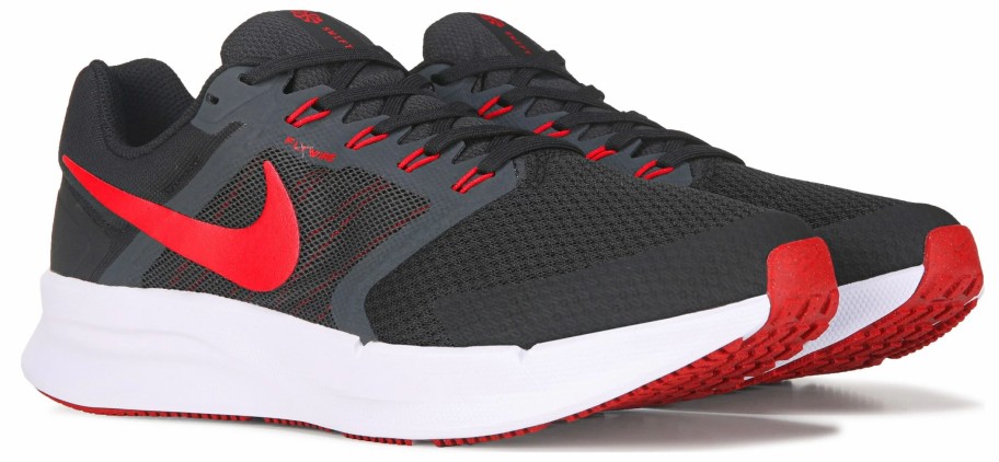 * Nike Men'S Run Swift 3 Medium/Wide Running Shoe Black/Red Men