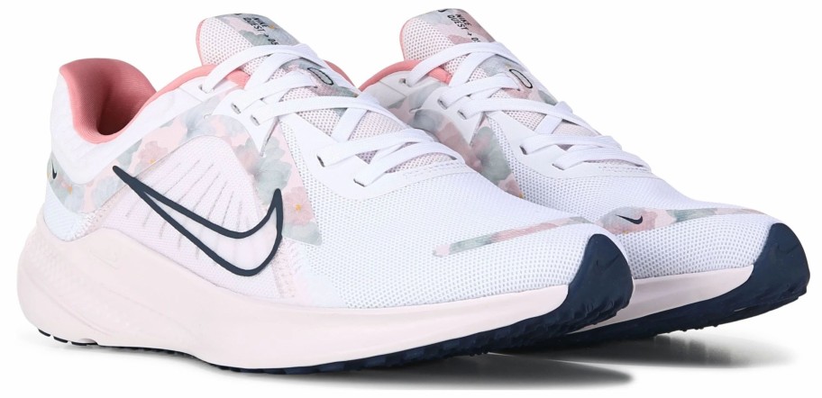 * Nike Women'S Quest 5 Running Shoe White/Navy/Pink Women