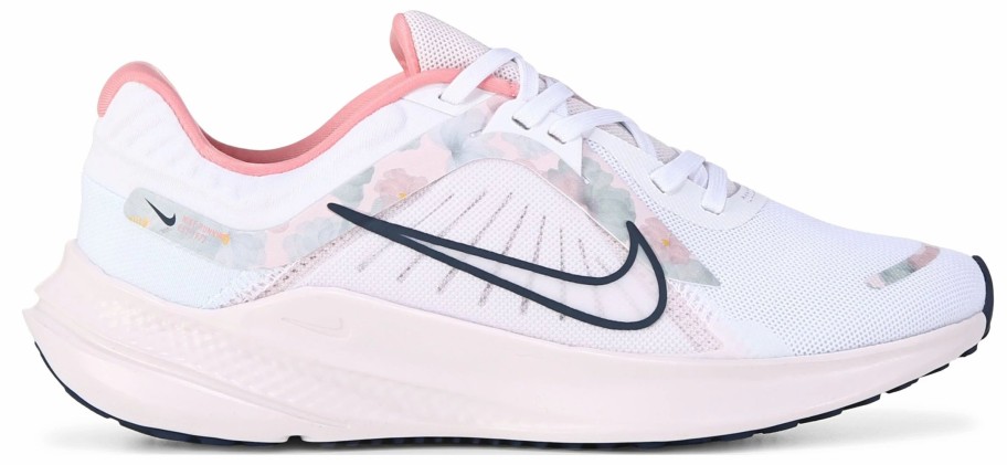 * Nike Women'S Quest 5 Running Shoe White/Navy/Pink Women